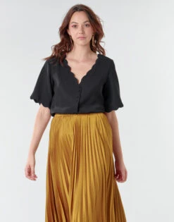 Betty London - NOISIE