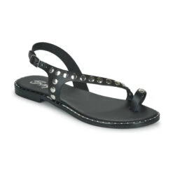 Betty London - OPATIO